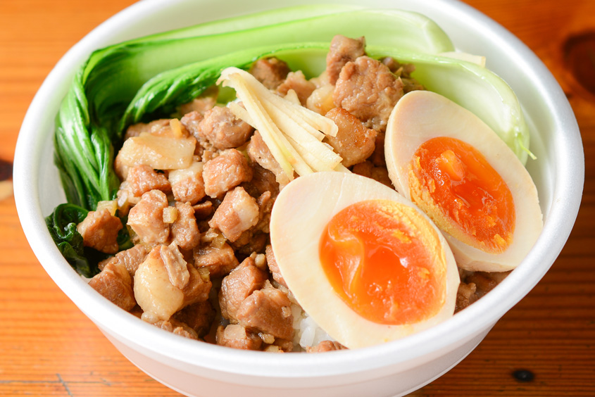 中華ルーロー飯 600円税込